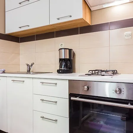 Kruljac 2br Holiday House شقة زادار