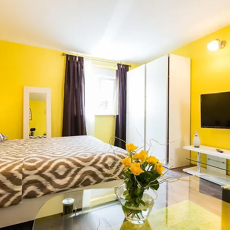 شقة Kruljac 2br Holiday House زادار
